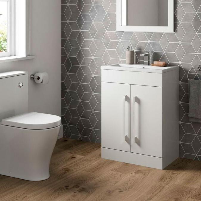 Complete Square Shower Bath Bathroom Suite by Scudo RDBSCOLSUITE1