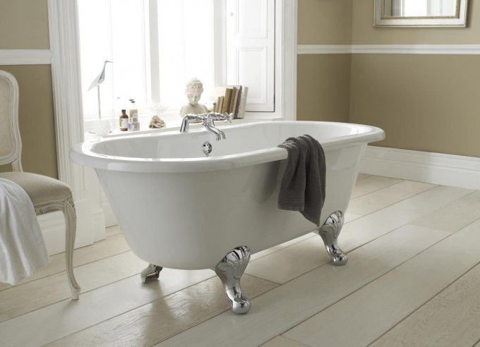 Hudson Reed 1490mm Freestanding Bath With Corbel Legs