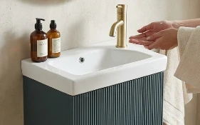 Flauto Cloakroom