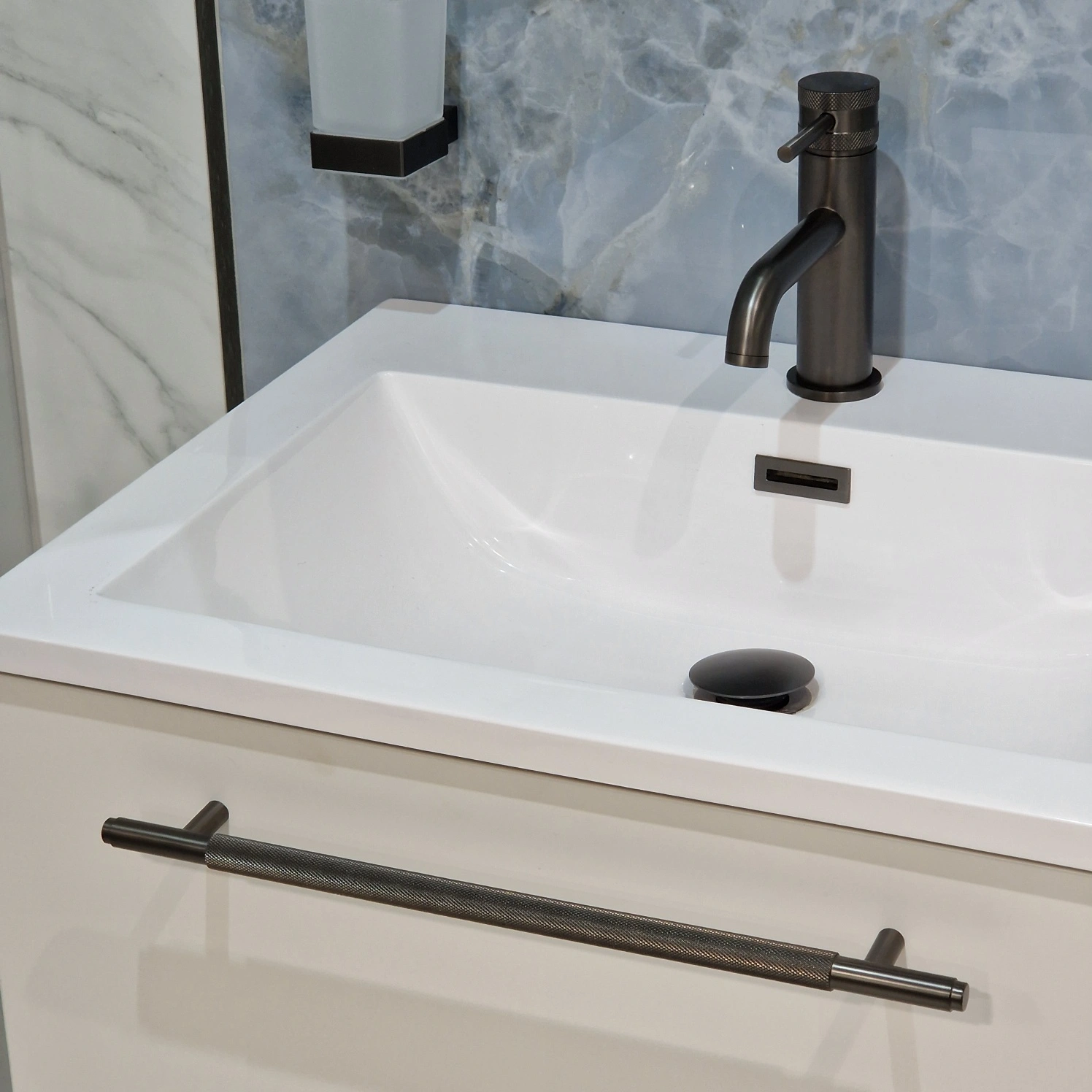 Gunmetal Handles