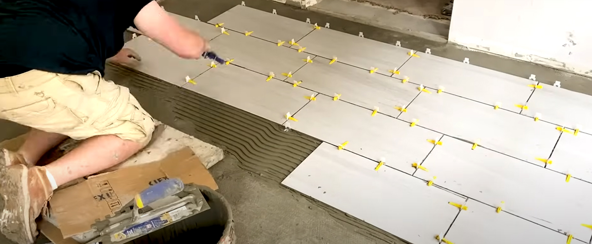 Floor tiles