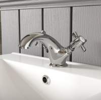 Watervale Mono Basin Mixer With Click Clack