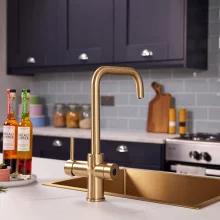 Bio_3-in-1_Brushed-Brass_Lifestyles-(10).webp
