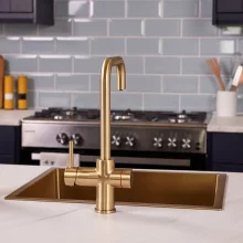 Bio_3-in-1_Brushed-Brass_Lifestyles-(13).webp
