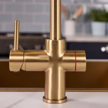 Bio_3-in-1_Brushed-Brass_Lifestyles-(22).webp