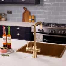 Bio_3-in-1_Brushed-Brass_Lifestyles-(23).webp