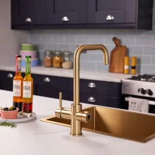 Bio_3-in-1_Brushed-Brass_Lifestyles-(3).webp