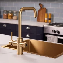 Bio_3-in-1_Brushed-Brass_Lifestyles-(35).webp