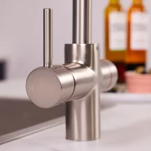 Bio_3-in-1_Brushed-Steel_Lifestyles-(11).webp