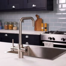 Bio_3-in-1_Brushed-Steel_Lifestyles-(17).webp