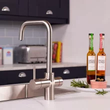 Bio_3-in-1_Brushed-Steel_Lifestyles-(25).webp