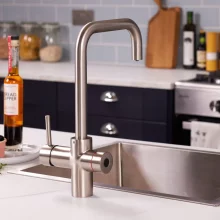 Bio_3-in-1_Brushed-Steel_Lifestyles-(36).webp