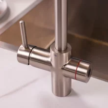 Bio_3-in-1_Brushed-Steel_Lifestyles-(4).webp
