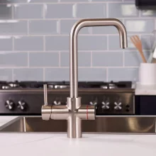 Bio_3-in-1_Brushed-Steel_Lifestyles-(40).webp