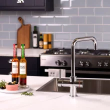 Bio_3-in-1_Chrome_Lifestyle-(17).webp