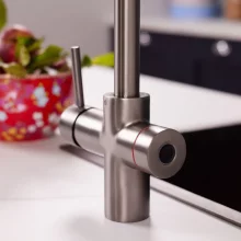 Bio_3-in-1_Gun-Metal_Lifestyle-(26).webp