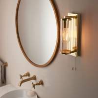 Deshi_Wall_Light_Brass_Lifestyle.jpg