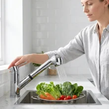 Jaquar-Florentine-Prime-Chrome-Single-Lever-Kitchen-Tap-With-Extractable-Hand-Spray-life.webp