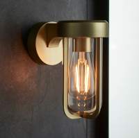 Mandarin_Wall_Light_Brass_Lifestyle9.jpg