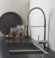 Side Action Pull Out Kitchen Tap with Rinser - KC314 - Nuie