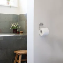 Smedbo-House-Chrome-Roll-Holder-Lifestyle.webp