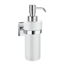 Smedbo-House-Porcelain-Soap-Dispenser-with-Chrome-Holder-Lifestyle.webp