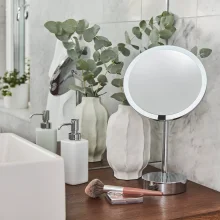 Smedbo-Ice-Freestanding-Soap-Dispenser-Lifestyle.webp