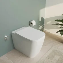 Vitra-Universal-Square-Super-Slim-Soft-Close-Seat-Lifestyle-2.webp