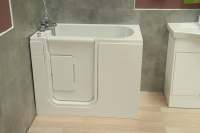Affinity - Walk In Deep Soaker Bath (1050 x 665mm) With Front Panel Mantaleda
