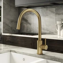 anatra-elea-pull-out-kitchen-tap-lifestyle.webp