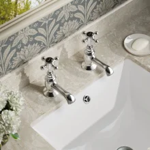 Artize Linea Single Lever Basin Tap With Click Clack Waste In Black Matt