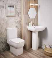 Shetland Traditional Bathroom Suite, Basin, Close Coupled Toilet & Freestanding Bath 1620mm