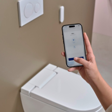 geberit-aquaclean-alba-remote-control-app.jpg