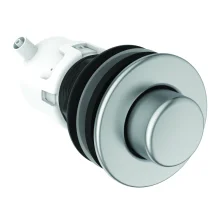 ideal-standard-conceala-3-stainless-steel-palm-push-button-lifestyle.webp
