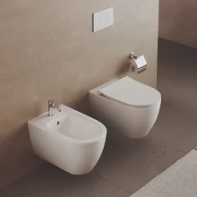 ideal-standard-ilife-o-wall-mounted-wc-pan-lifestyle.webp