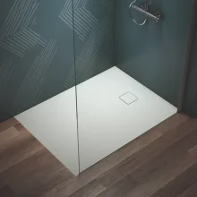 ideal-standard-ultra-flat-evo-1200-x-900mm-silk-white-rectangle-shower-tray-lifestyle.webp