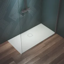 ideal-standard-ultra-flat-evo-1400-x-700mm-silk-white-rectangle-shower-tray-lifestyle.webp