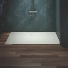 ideal-standard-ultra-flat-evo-1800-x-900mm-silk-white-rectangle-shower-tray-lifestyle-2.webp