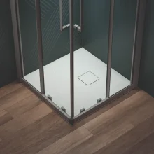 ideal-standard-ultra-flat-evo-700mm-silk-white-square-shower-tray-lifestyle-2.webp