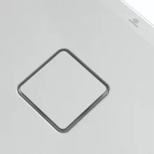 ideal-standard-ultra-flat-evo-800mm-silk-white-square-shower-tray-close.webp