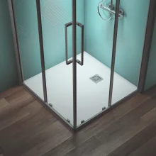 ideal-standard-ultra-flat-s-1000-x-1000mm-pure-white-square-shower-tray-lifestyle-3.webp