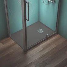 ideal-standard-ultra-flat-s-1000-x-700mm-concrete-grey-rectangle-shower-tray-lifestyle-3.webp