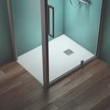 ideal-standard-ultra-flat-s-1000-x-800mm-pure-white-rectangle-shower-tray-lifestyle-2.webp
