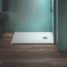 ideal-standard-ultra-flat-s-1200-x-700mm-pure-white-rectangle-shower-tray-lifestyle-3.webp