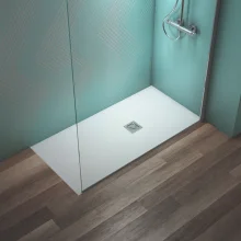 ideal-standard-ultra-flat-s-1400-x-700mm-pure-white-rectangle-shower-tray-lifestyle-2.webp