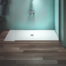 ideal-standard-ultra-flat-s-2000-x-900mm-pure-white-rectangle-shower-tray-lifestyle-2.webp