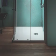 ideal-standard-ultra-flat-s-900-x-900mm-pure-white-square-shower-tray-lifestyle-3.webp