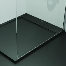 ideal-standard-ultra-flat-s-ilife-1000-x-800mm-jet-black-rectangle-shower-tray-lifestyle-2.webp