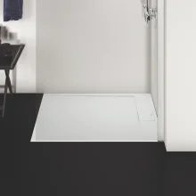 ideal-standard-ultra-flat-s-ilife-1000-x-800mm-pure-white-rectangle-shower-tray-lifestyle-3.webp