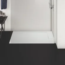 ideal-standard-ultra-flat-s-ilife-1200-x-700mm-pure-white-rectangle-shower-tray-lifestyle-3.webp